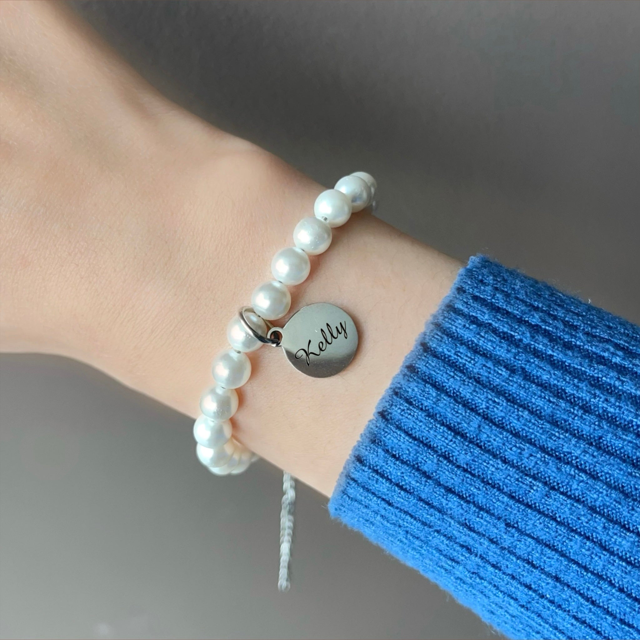Shell Pearl Bracelet with Disc