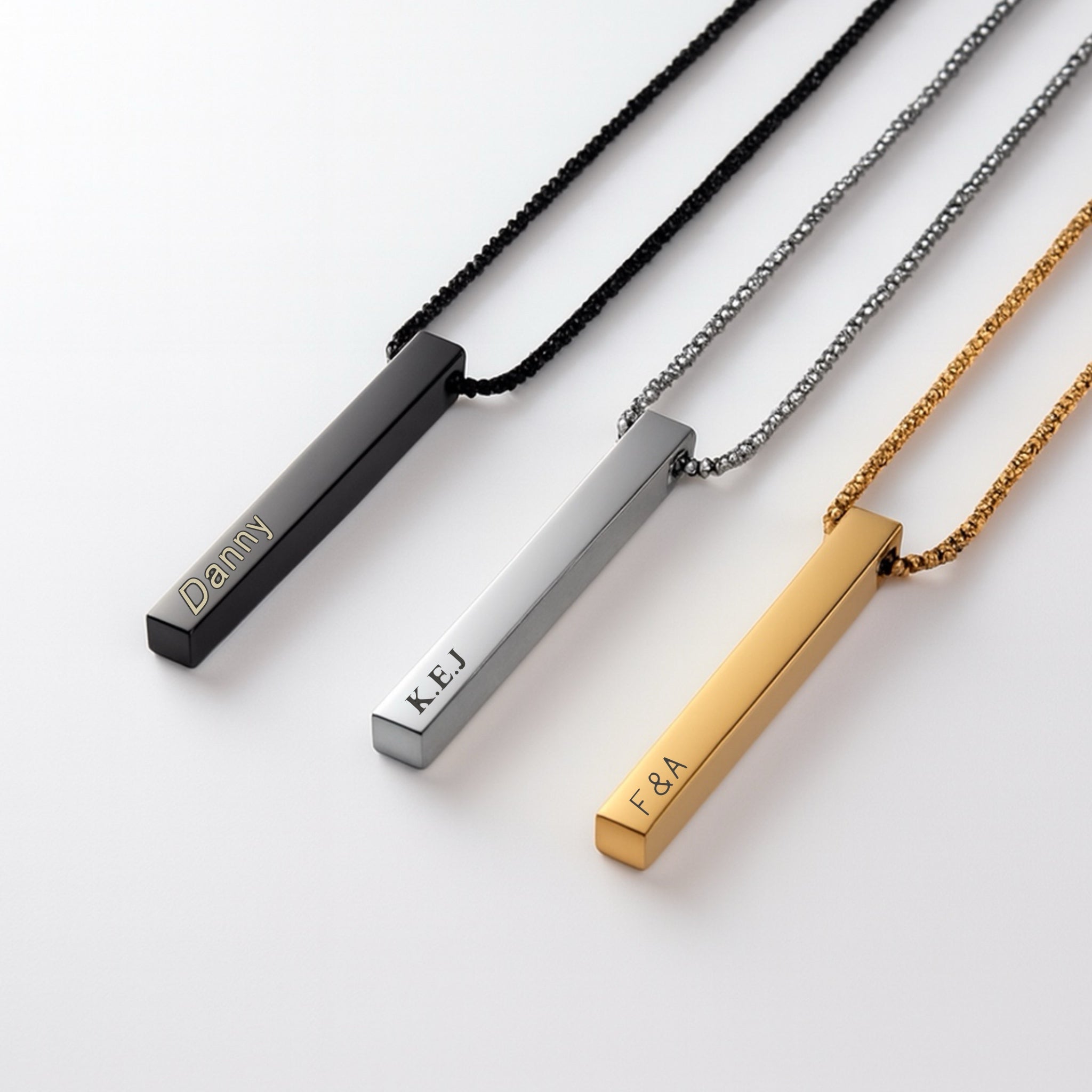 Cusstom Slim 3D Bar Necklace