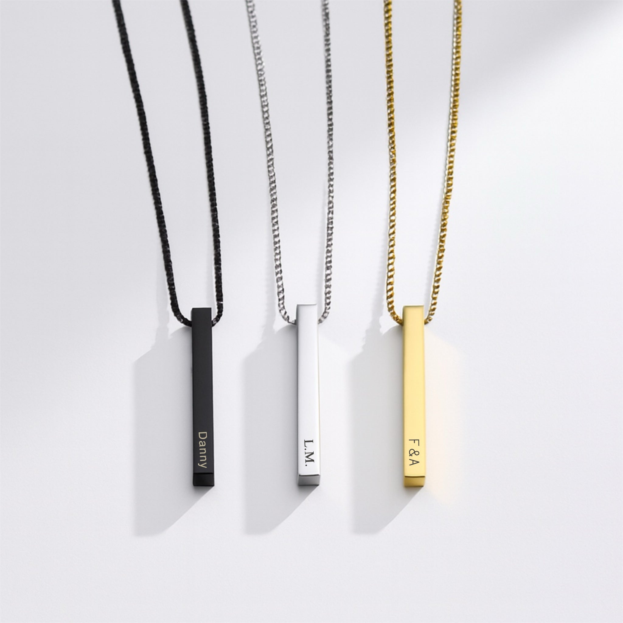 Cusstom Slim 3D Bar Necklace