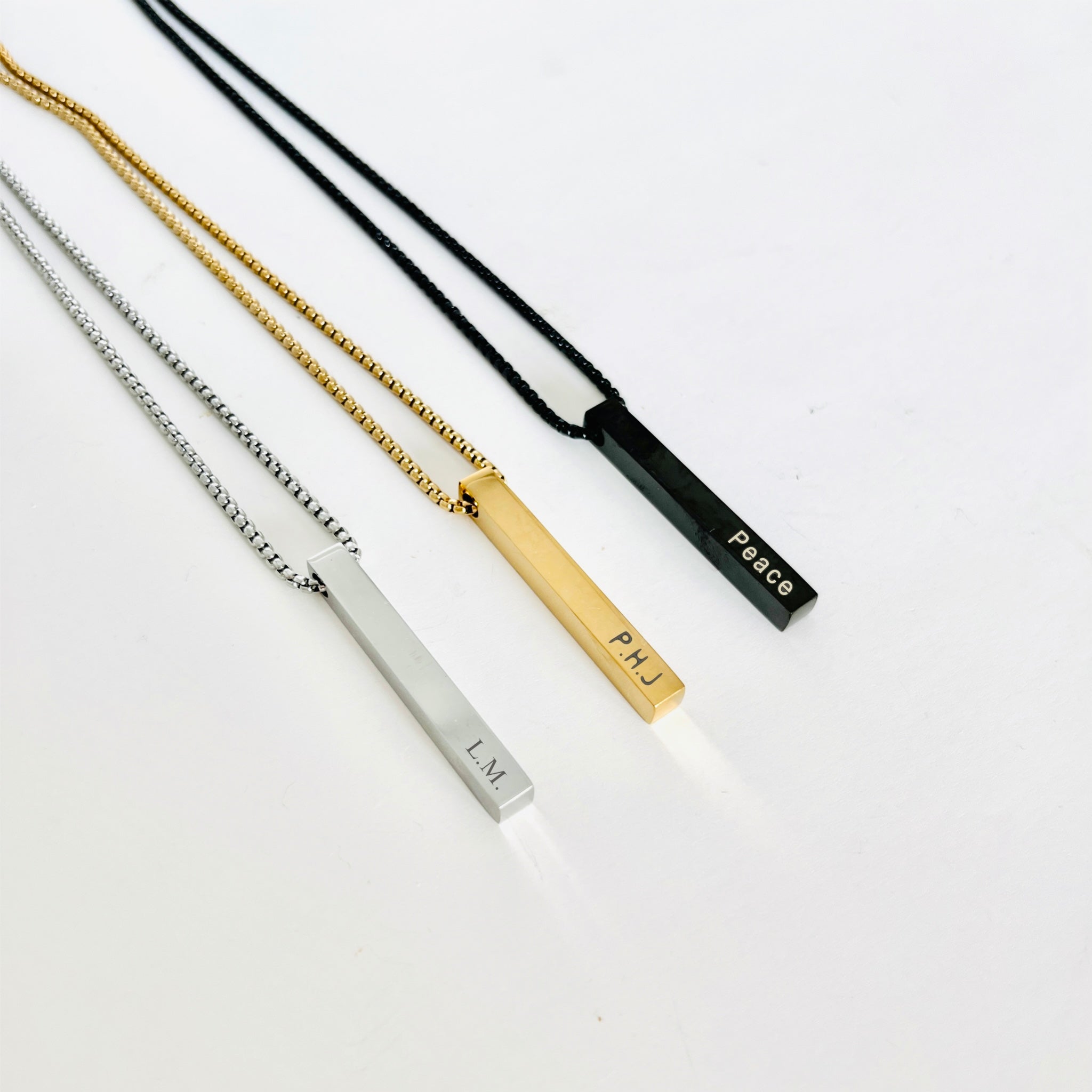 Cusstom Slim 3D Bar Necklace