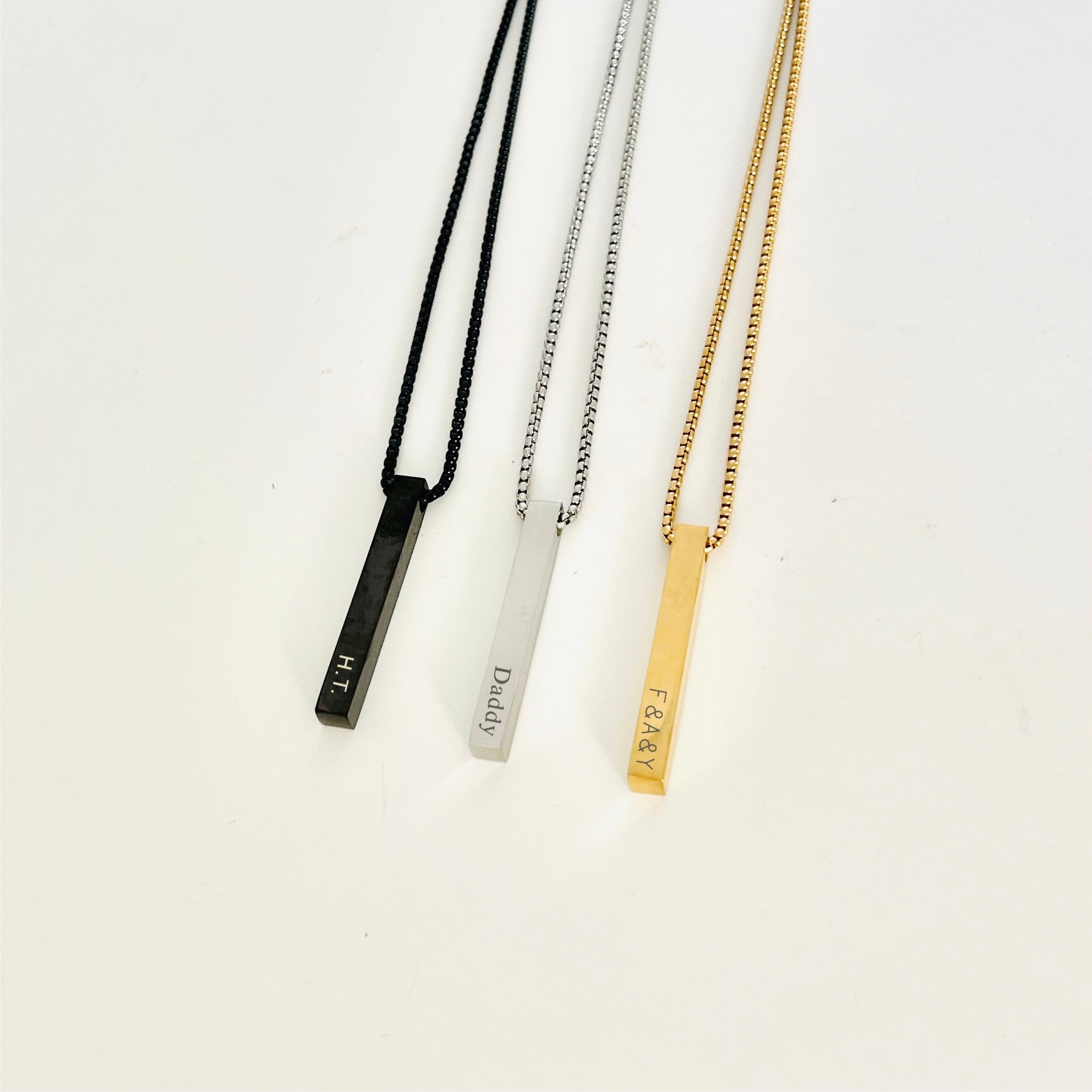 Cusstom Slim 3D Bar Necklace