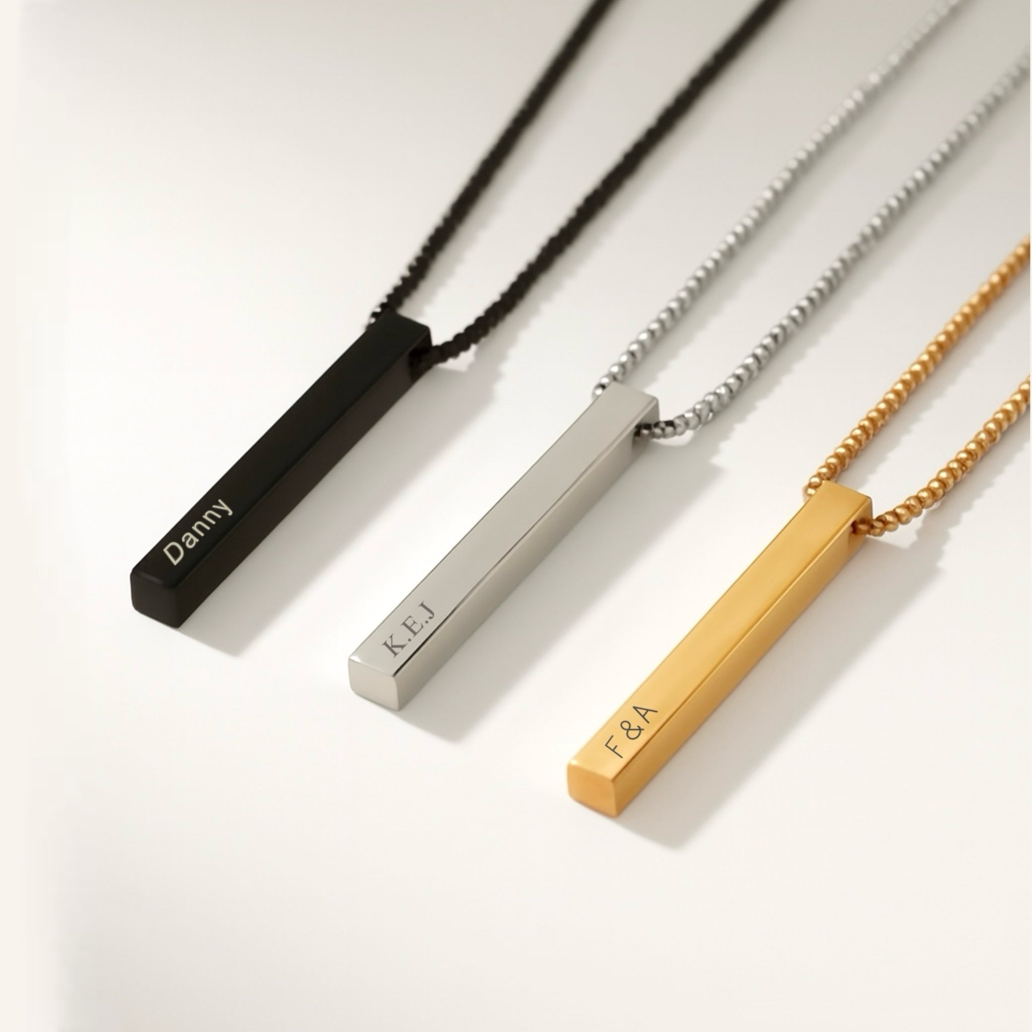 Cusstom Slim 3D Bar Necklace